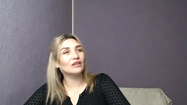 Snapshot of _sexy_lady chatting on February 4, 3:15 pm  sexy lady online show from February 4, 3:15 pm