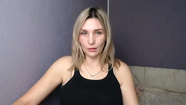 Snapshot of _sexy_lady chatting on February 7, 3:30 pm  sexy lady online show from February 7, 3:30 pm