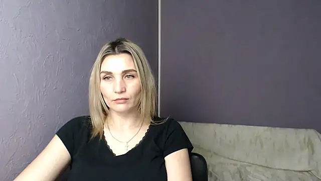 Snapshot of _sexy_lady chatting on February 20, 7:30 pm  sexy lady online show from February 20, 7:30 pm