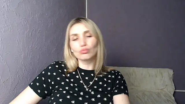 Snapshot of _sexy_lady chatting on February 23, 7:07 pm  sexy lady online show from February 23, 7:07 pm