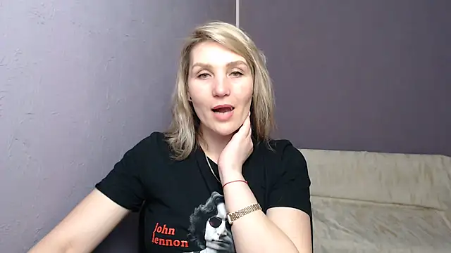 Snapshot of _sexy_lady chatting on March 13, 2:12 pm  sexy lady online show from March 13, 2:12 pm