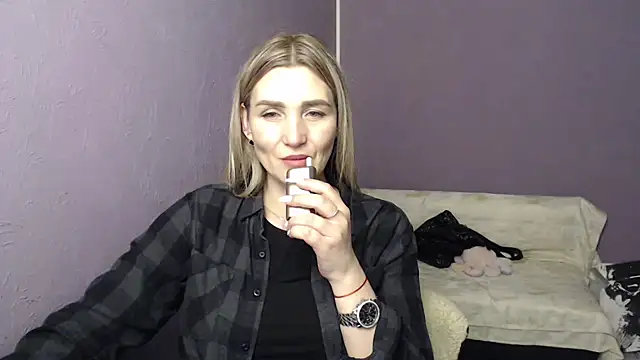 Snapshot of _sexy_lady chatting on October 23, 1:43 pm  sexy lady online show from October 23, 1:43 pm