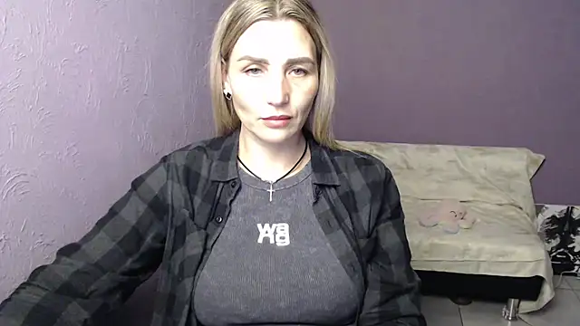  sexy lady online show from November 1, 1:35 pm