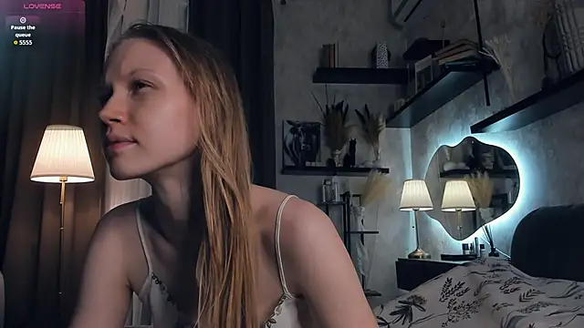 Snapshot of AnitaaClark chatting on October 5, 7:23 pm AnitaaClark online show from October 5, 7:23 pm