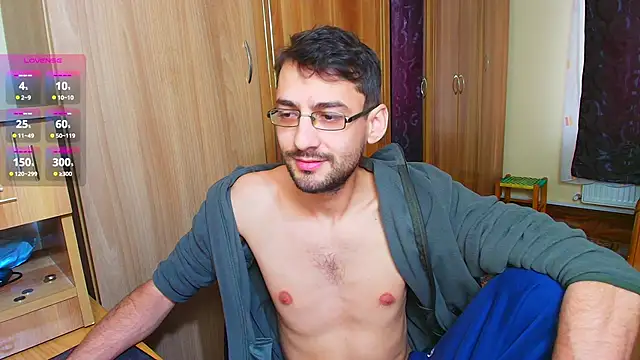 Snapshot of HungEddy chatting on December 22, 10:06 am HungEddy online show from December 22, 10:06 am