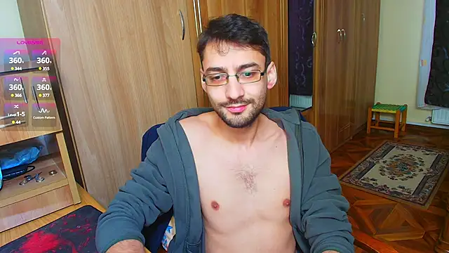 Snapshot of HungEddy chatting on December 22, 1:22 pm HungEddy online show from December 22, 1:22 pm