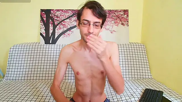 Snapshot of HungEddy chatting on September 10, 5:29 am HungEddy online show from September 10, 5:29 am