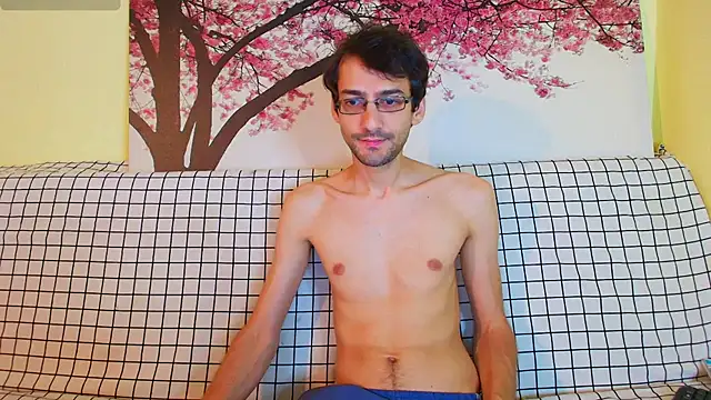 Snapshot of HungEddy chatting on September 11, 5:02 pm HungEddy online show from September 11, 5:02 pm