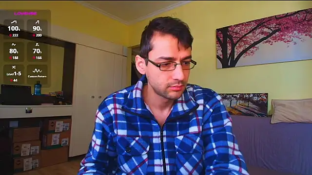 Snapshot of HungEddy chatting on February 27, 8:58 am HungEddy online show from February 27, 8:58 am