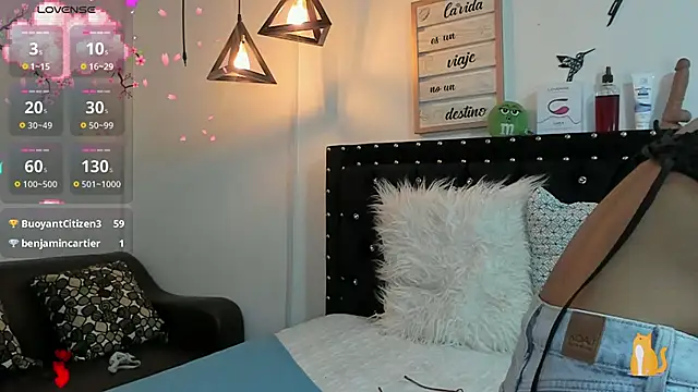 Snapshot of meow_mota chatting on December 20, 11:05 pm meow mota online show from December 20, 11:05 pm
