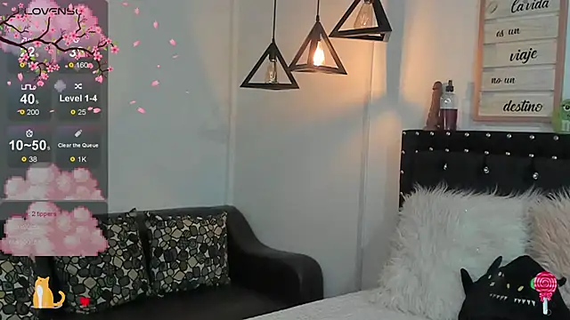 Snapshot of meow_mota chatting on March 8, 2:23 am meow mota online show from March 8, 2:23 am