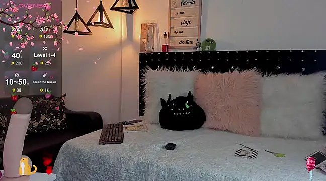Snapshot of meow_mota chatting on March 20, 10:18 pm meow mota online show from March 20, 10:18 pm