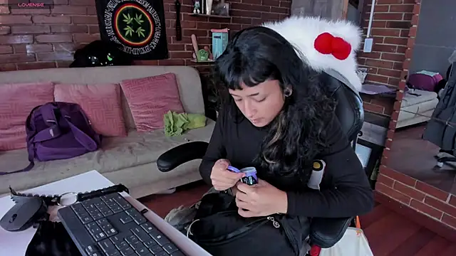 Snapshot of meow_mota chatting on September 20, 9:16 pm meow mota online show from September 20, 9:16 pm