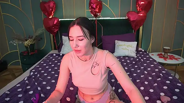 NikkiGoldSide online show from March 2, 7:56 pm