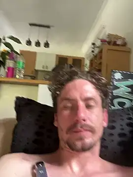 bradleyjamesmc online show from March 1, 6:04 am