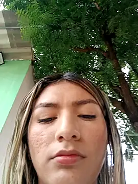 GIRL DONCELLA online show from February 9, 5:54 pm