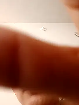 GIRL DONCELLA online show from October 8, 7:55 pm