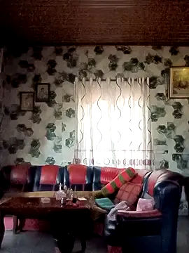 Snapshot of Baby-sexysweet69 chatting on December 9, 1:29 am Baby-sexysweet69 online show from December 9, 1:29 am