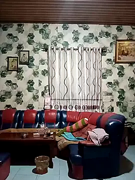 Snapshot of Baby-sexysweet69 chatting on December 29, 11:08 pm Baby-sexysweet69 online show from December 29, 11:08 pm