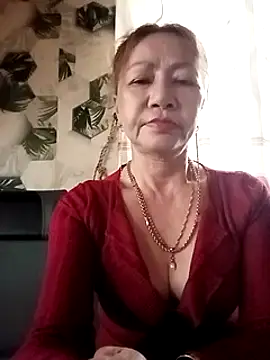 Snapshot of Baby-sexysweet69 chatting on February 9, 6:33 am Baby-sexysweet69 online show from February 9, 6:33 am