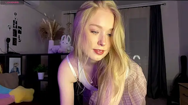 SweetDarcy online show from October 23, 3:22 pm