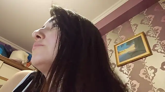 Snapshot of AlejandraDelaney chatting on December 5, 1:38 pm AlejandraDelaney online show from December 5, 1:38 pm