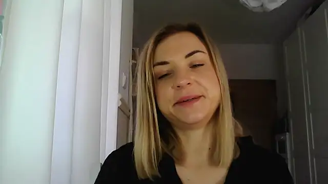 Snapshot of ashley_xlove chatting on January 13, 11:08 am ashley xlove online show from January 13, 11:08 am