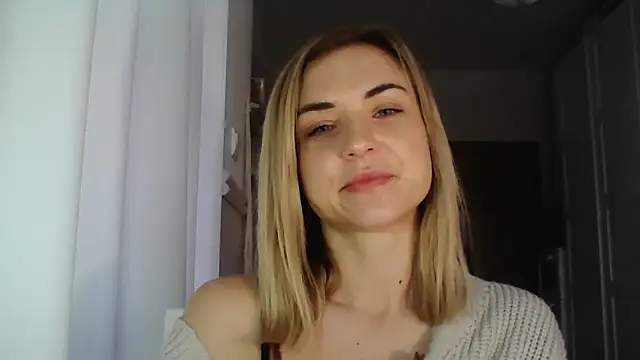 Snapshot of ashley_xlove chatting on January 31, 10:52 am ashley xlove online show from January 31, 10:52 am