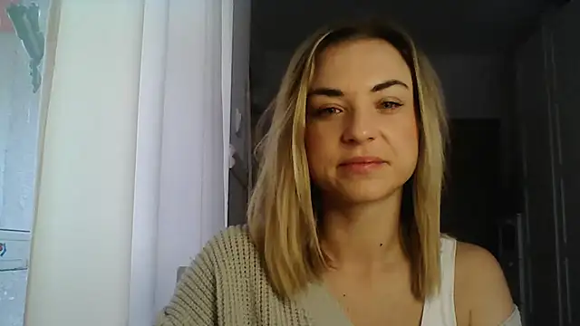 Snapshot of ashley_xlove chatting on February 13, 7:35 am ashley xlove online show from February 13, 7:35 am