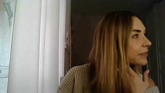 Snapshot of ashley_xlove chatting on February 13, 10:44 am ashley xlove online show from February 13, 10:44 am