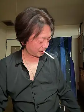 Snapshot of SaneService9 chatting on February 12, 10:05 pm SaneService9 online show from February 12, 10:05 pm