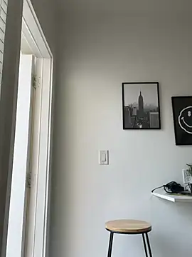 miamiworld online show from December 18, 9:29 pm