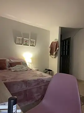 adop me   online show from April 23, 1:29 am