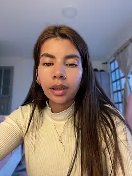 Snapshot of adop_me__ chatting on May 20, 10:38 pm adop me online show from May 20, 10:38 pm