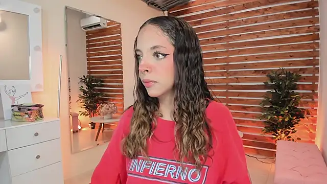 Sapphire Venuss online show from March 15, 10:11 pm