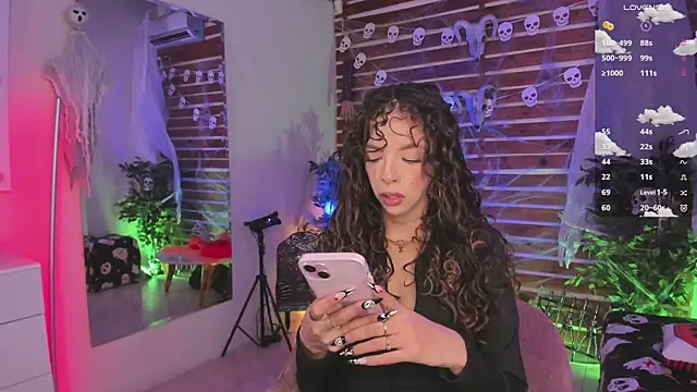 Sapphire Venuss online show from October 20, 1:39 am