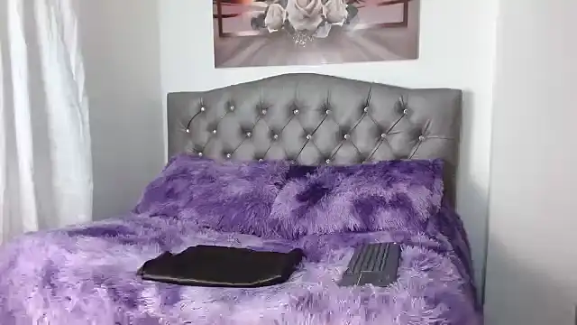 lily f00x online show from February 11, 12:48 pm