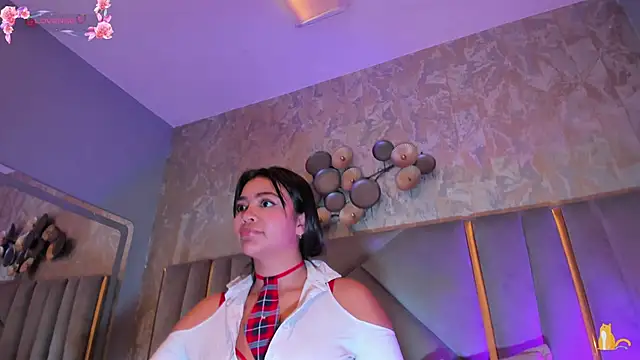 KimDevinne online show from March 7, 2:52 am