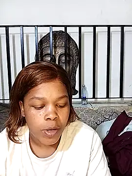 Snapshot of BigbootyNickyx chatting on November 5, 9:26 pm BigbootyNickyx online show from November 5, 9:26 pm