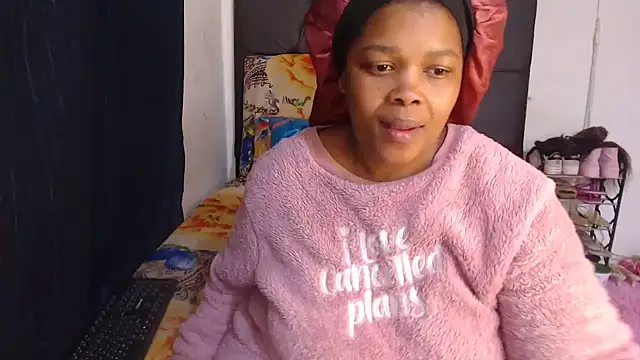 Snapshot of BigbootyNickyx chatting on November 6, 6:53 pm BigbootyNickyx online show from November 6, 6:53 pm