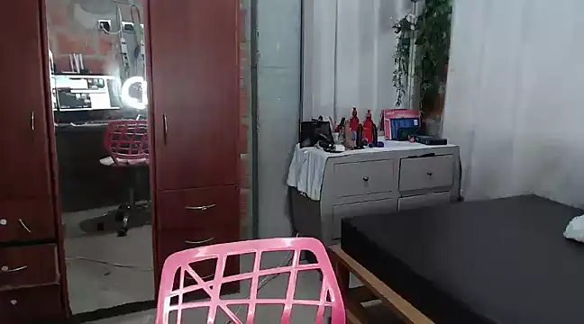 anngela01 online show from March 14, 8:17 pm