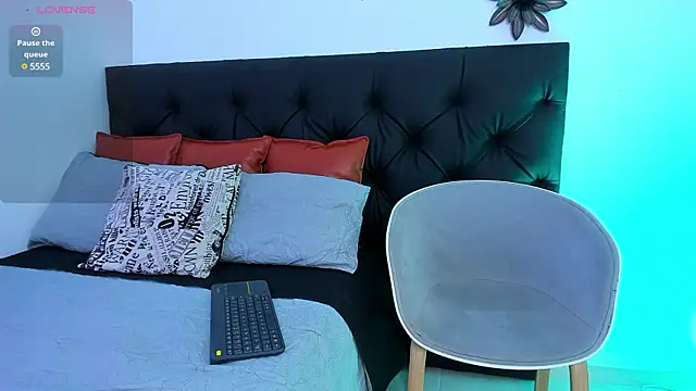 PhilipRich online show from February 9, 8:13 pm