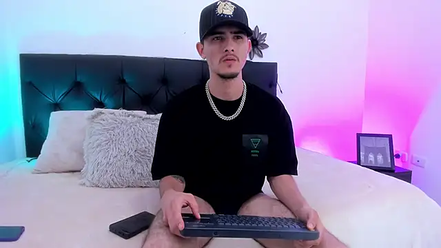 PhilipRich online show from March 14, 8:38 pm