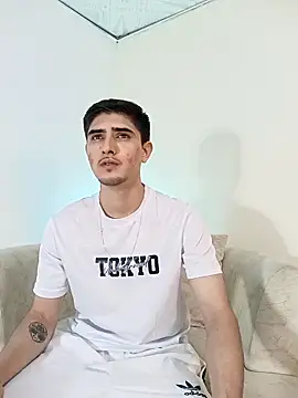 PhilipRich online show from October 21, 5:46 pm