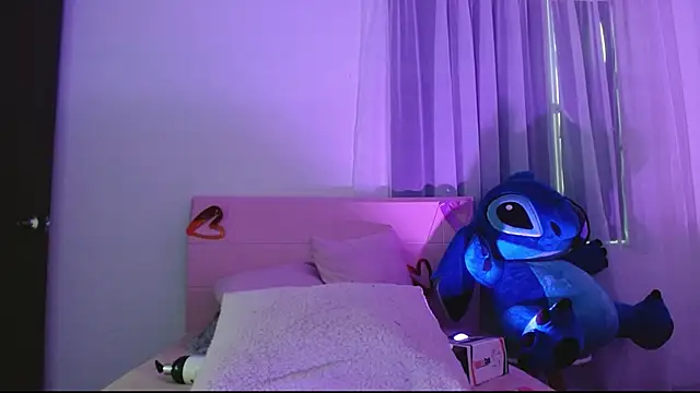 Aurora blossom   online show from March 7, 6:43 pm