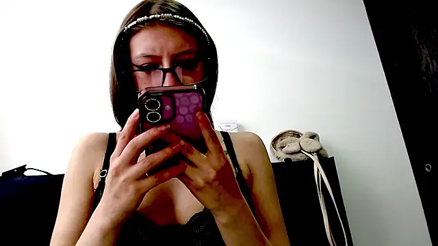 Aurora blossom   online show from November 26, 9:38 pm