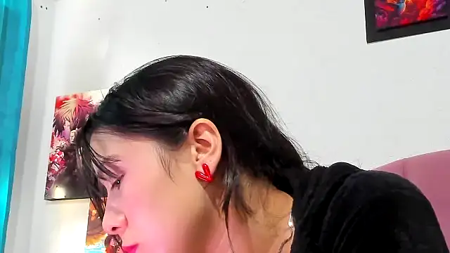 teffy lee online show from April 21, 8:34 pm