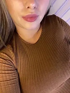 69Laura696 online show from December 9, 1:13 pm