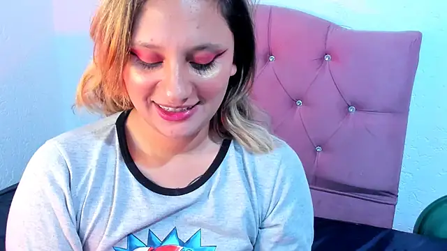 Mila nixon02 online show from March 4, 5:34 pm