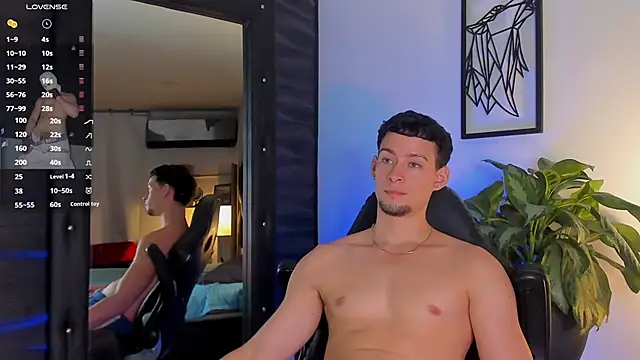 Snapshot of JadeSmiith_ chatting on October 25, 10:48 pm JadeSmiith online show from October 25, 10:48 pm